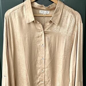 NWT She + Sky 1X Gold Satin Jacquard Snake Button Front Blouse Career Event